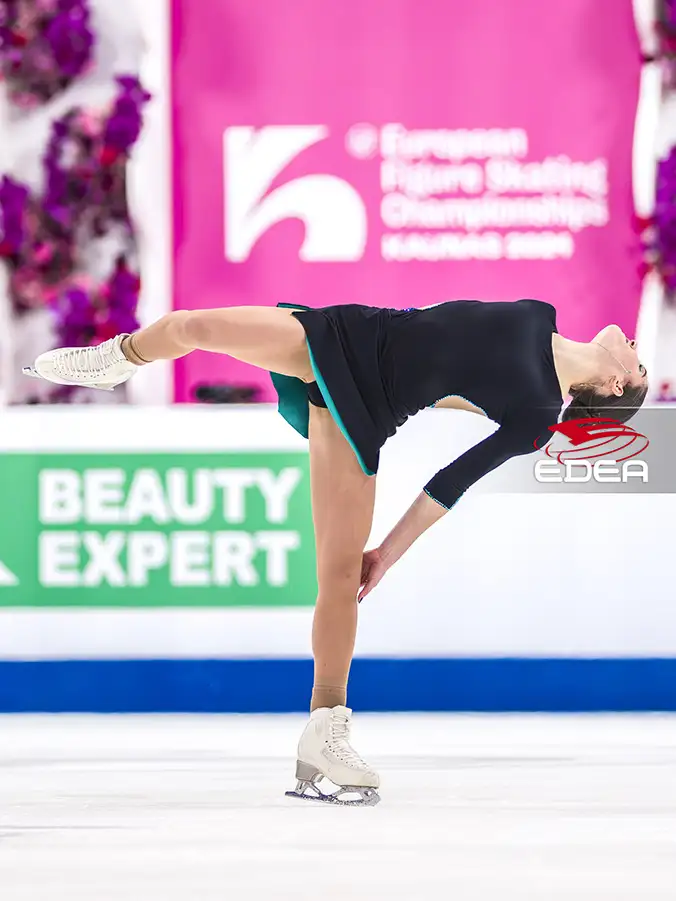 Ice Gallery Skates U.S.